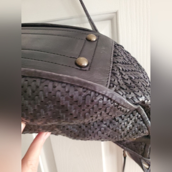 Viola Castellani Italian woven leather bag Navy - Picture 14 of 16